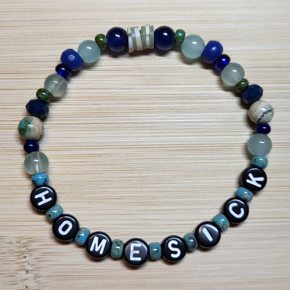 Homesick- Noah Kahan Inspired Friendship Bracelet, Size 7.25"